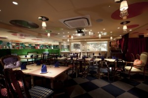 alice-in-wonderland-restaurant