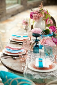 mesa azul e rosa