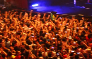 Alanis no Chevrolet Hall